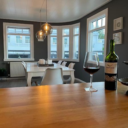 Lovely Penthouse Downtown With 3 Bedrooms Akureyri Exterior foto